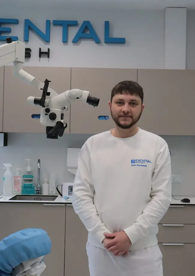 Артур Керестеш ендодонтист DentalKnysh